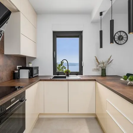New 2-bedroom La With Private Heated 33sqm Pool 빌라 *