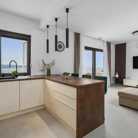2-bedroom La With Private Heated 33sqm Pool Vila *